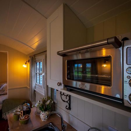 The Pleasant Hut At Mountpleasant Farm Villa Ulverston Eksteriør billede