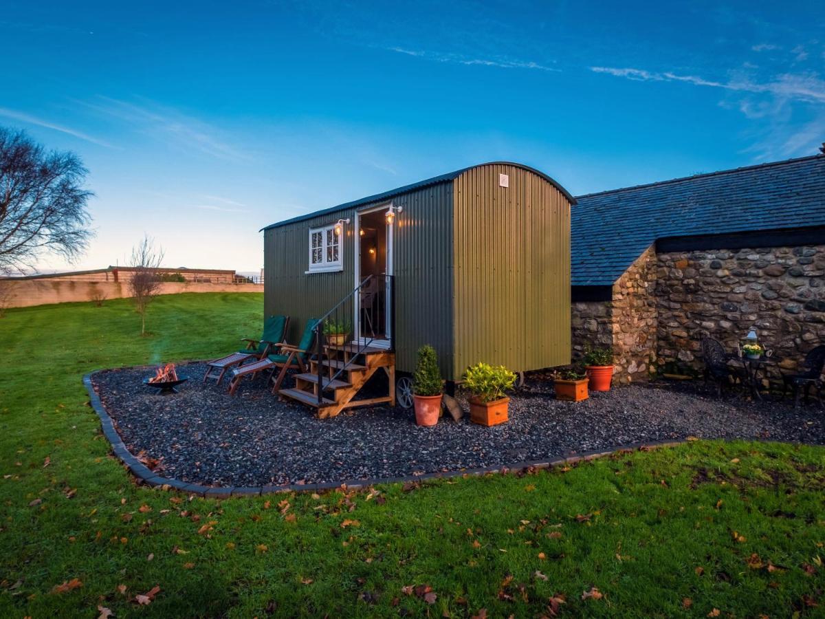 The Pleasant Hut At Mountpleasant Farm Villa Ulverston Eksteriør billede